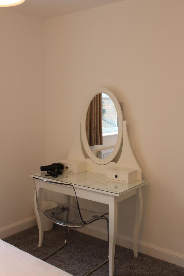Fabulous One Bedroom Apartment In Ripon City Centre Exterior photo